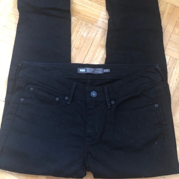 LEVI Slight Curve Modern Rise Skinny Jeans (Black) - Picture 2 of 3